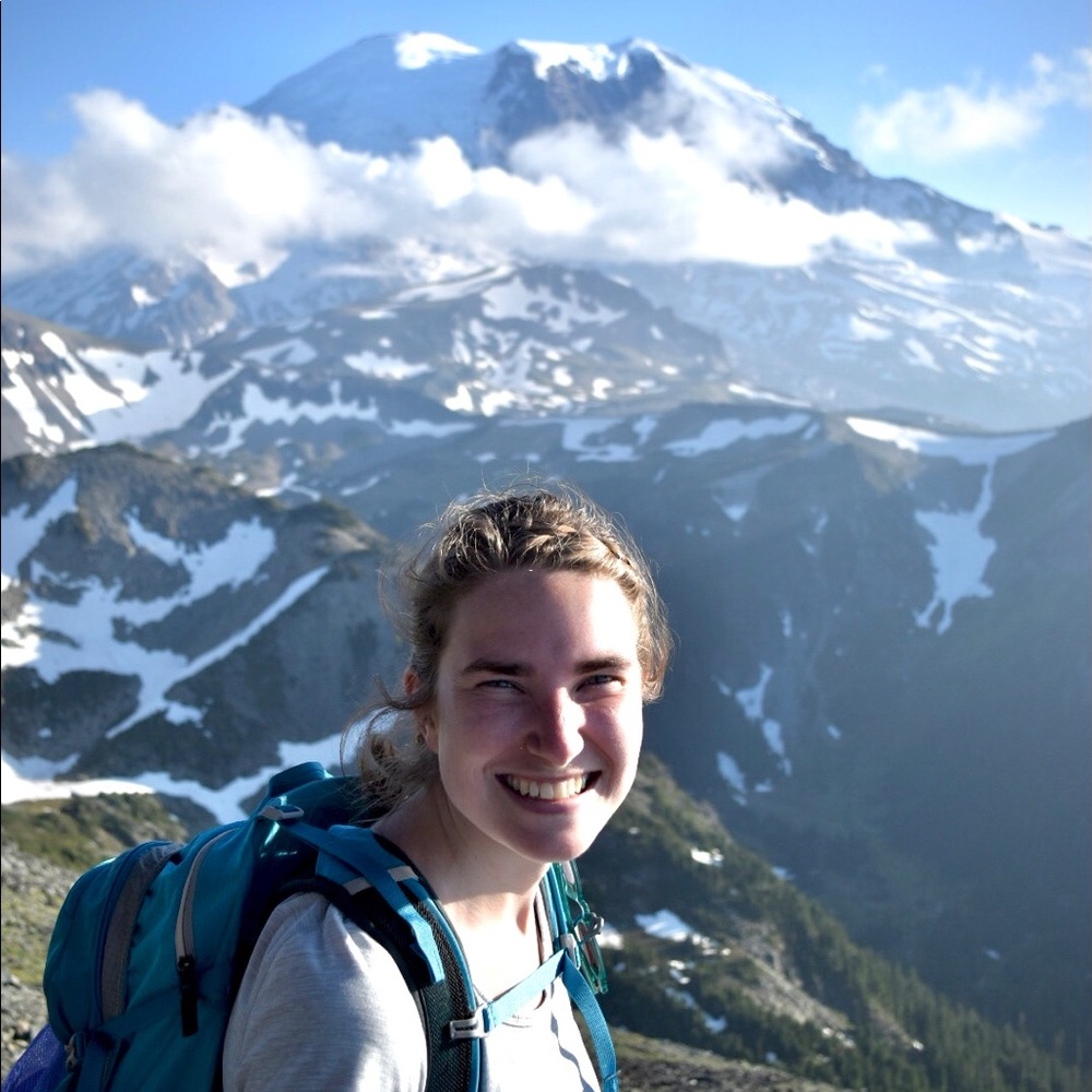 Meet your Posher, Michaela